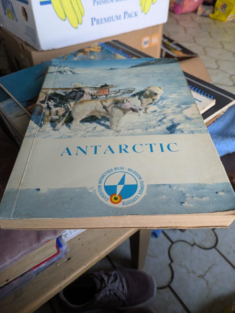 Antarctic, Boeken, Ophalen of Verzenden, Gelezen, Prentenboek