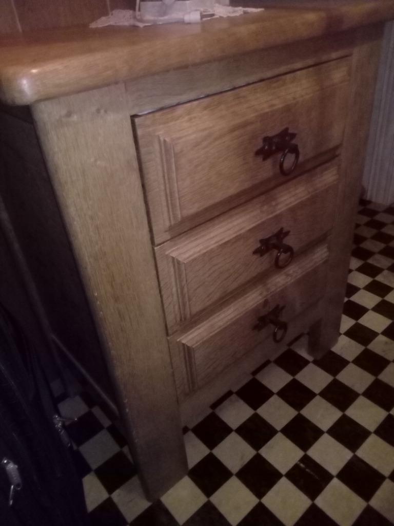 Meuble avec trois tiroirs en chêne, 3 ou 4 tiroirs, Enlèvement, Comme neuf, Chêne