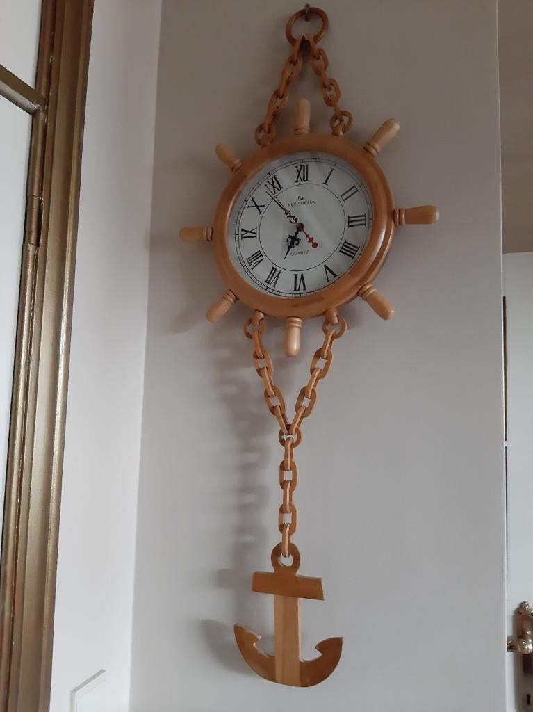 Horloge ancienne avec piles, Enlèvement, Comme neuf