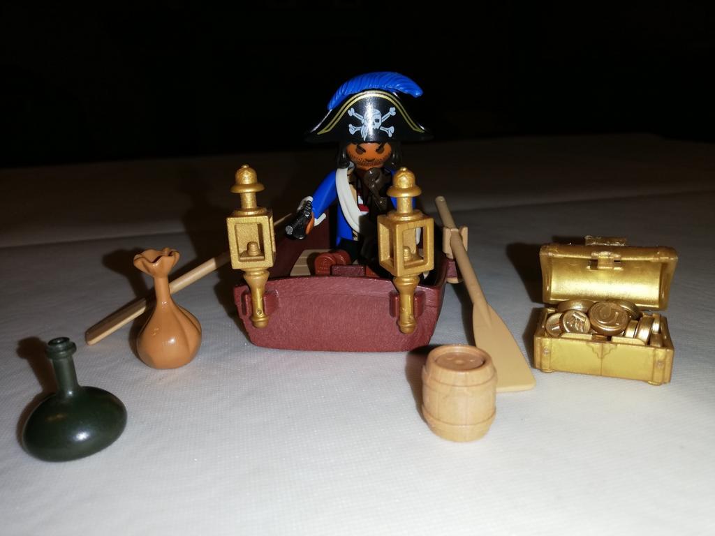 Playmobil piraten 4942 Piraat met boot en schat, Ophalen of Verzenden, Zo goed als nieuw, Complete set