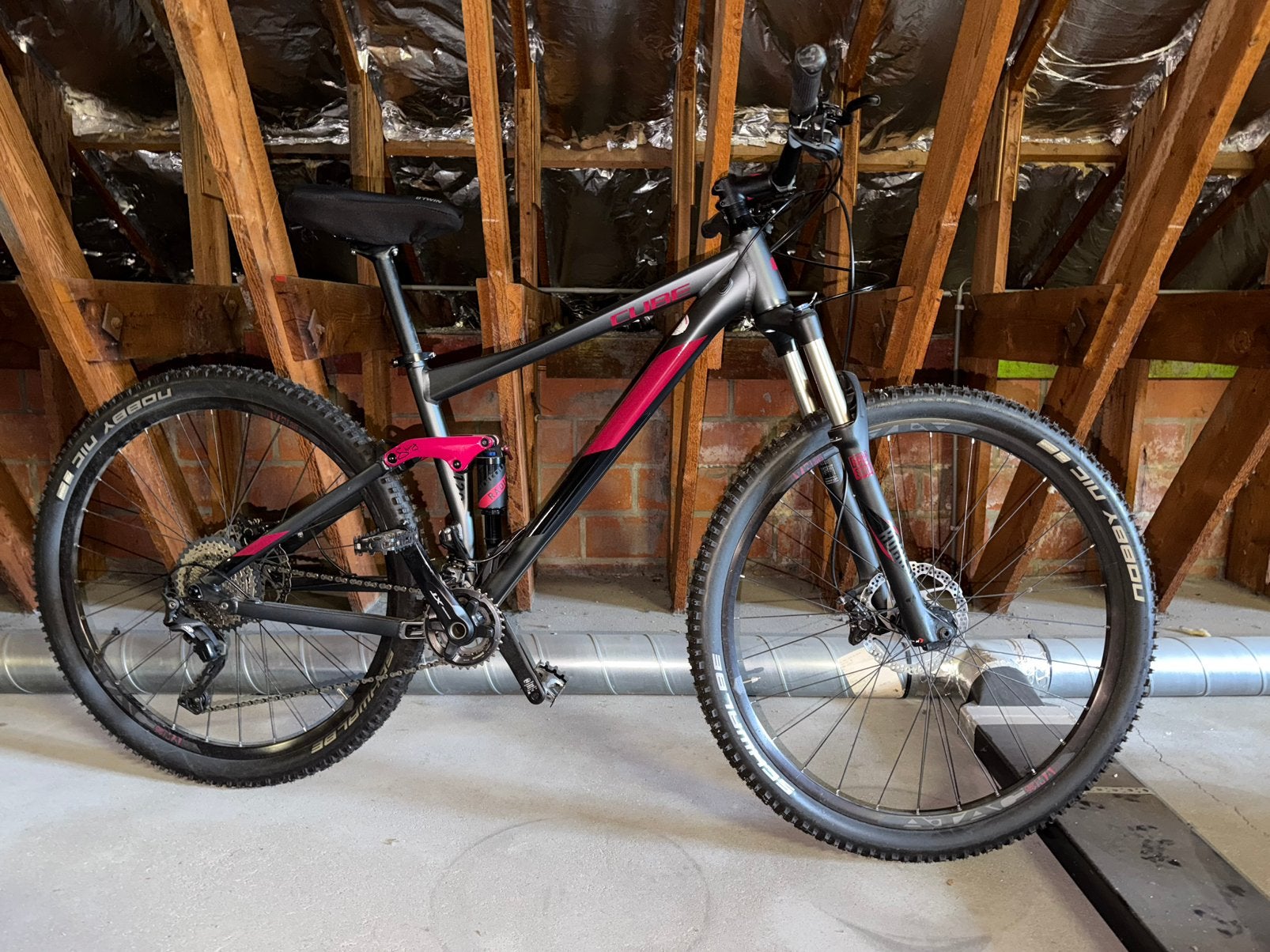 Vtt neuf cube sting, Fietsen en Brommers, Fietsen | Mountainbikes en ATB, Ophalen, Zo goed als nieuw
