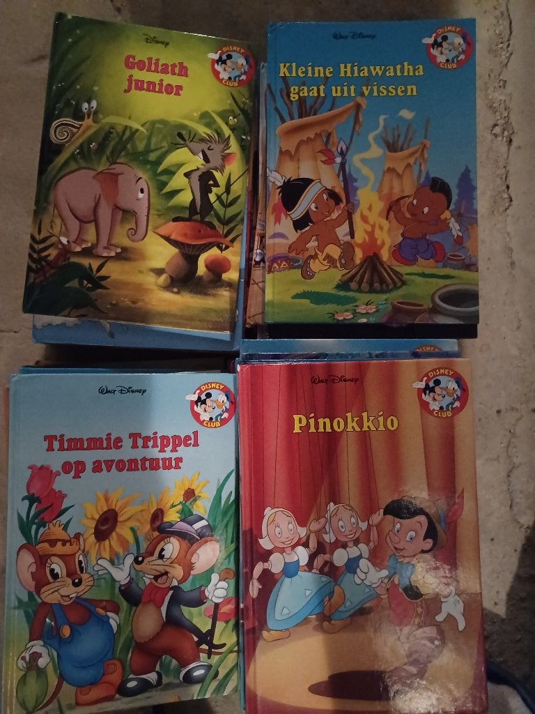 39 disney club boekjes, Ophalen of Verzenden, Gelezen, Sprookjes