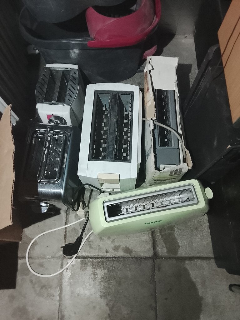 Lot broodroosters, Ophalen, Gebruikt