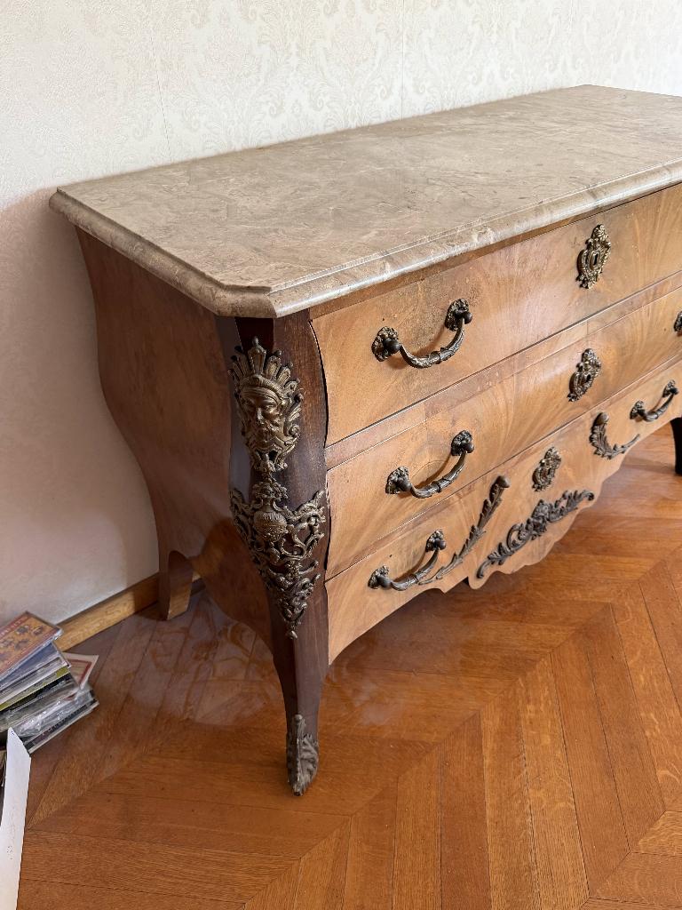 Commode galbée de style Louis XV – dessus marbre, 3 ou 4 tiroirs, Moins de 100 cm, 100 à 150 cm, Enlèvement