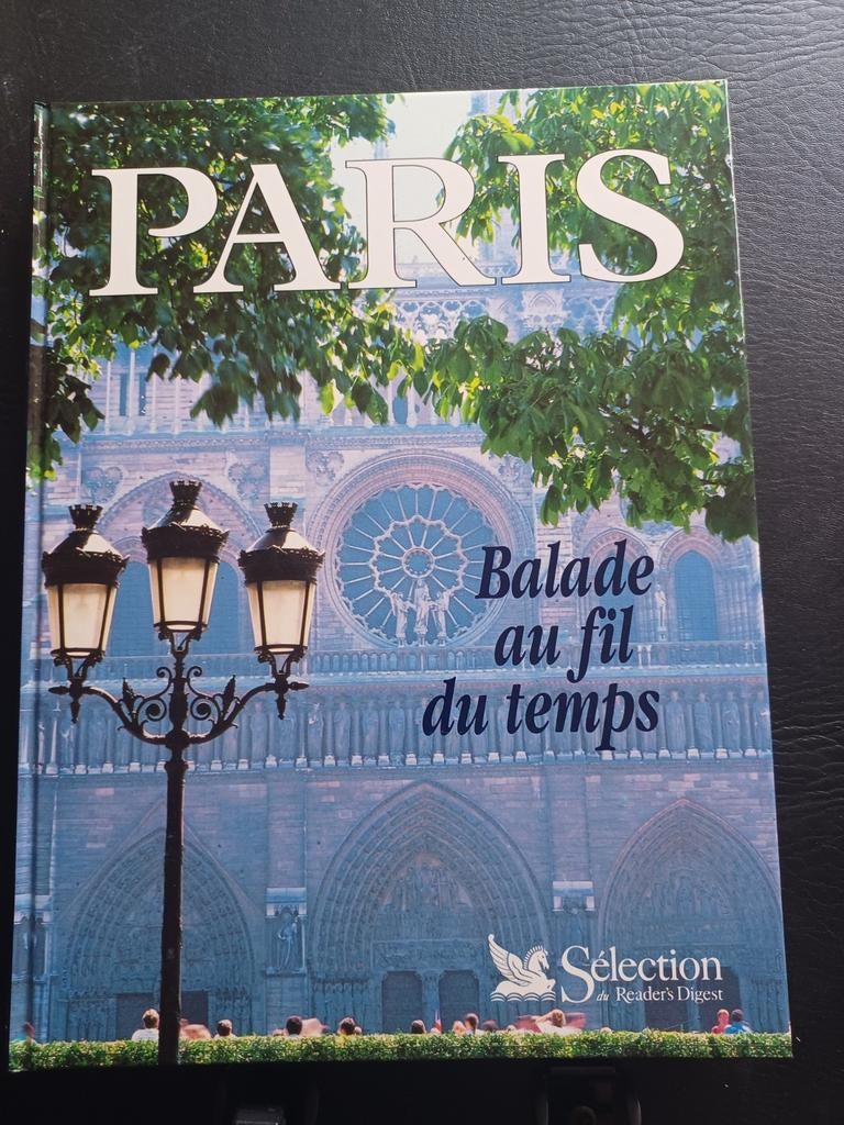 Paris, Enlèvement ou Envoi, Comme neuf