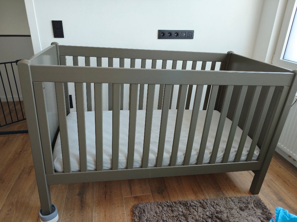 Meegroei bedje + matras, Kinderen en Baby's, Ophalen, Gebruikt, 70 tot 85 cm, Minder dan 140 cm