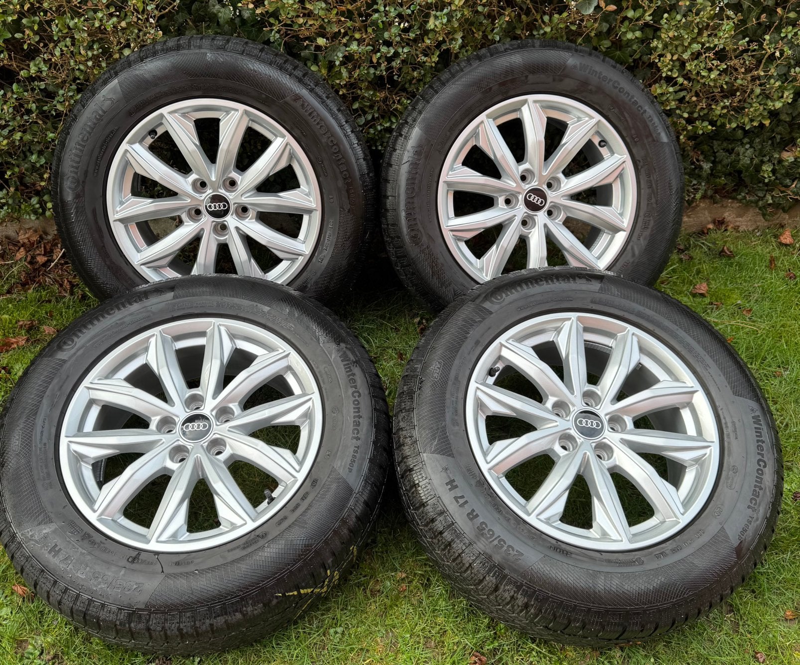 Jantes Audi Q5 équipées de pneus hiver, Autos : Pièces & Accessoires, Pneus et Jantes, Pneus hiver, Véhicule de tourisme, 17 pouces