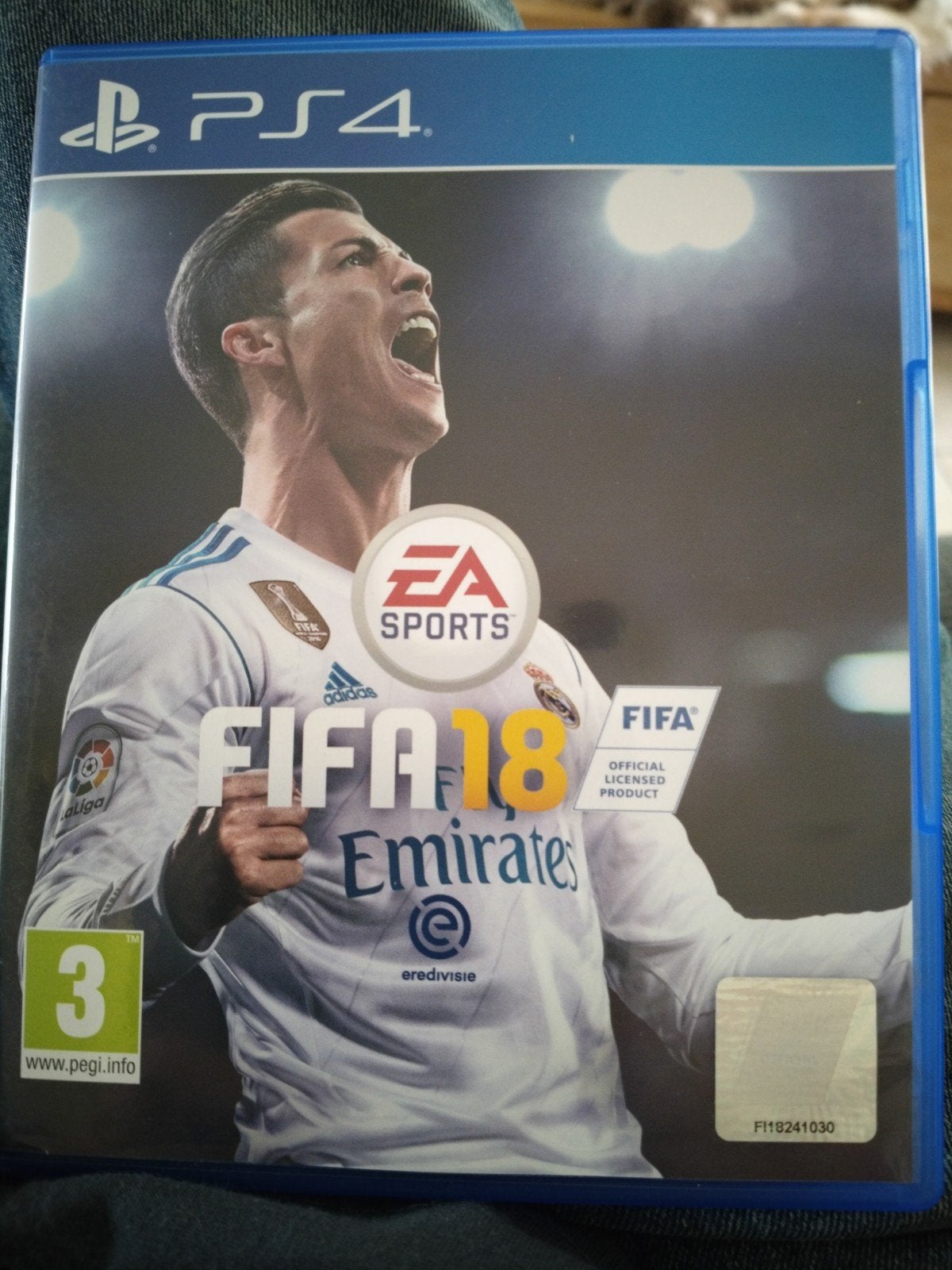 PS4 FIFA 18 : World Cup Russia, Games en Spelcomputers, Games | Sony PlayStation 4, Sport, Vanaf 3 jaar, Online, Ophalen of Verzenden
