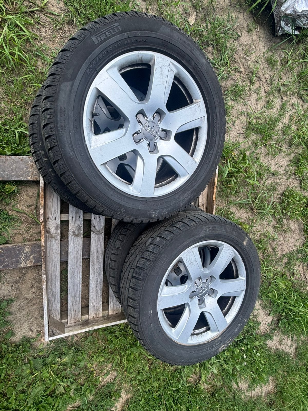 Audi Q7 velgen met winterbanden, Auto-onderdelen, Banden en Velgen, Ophalen, Band(en)