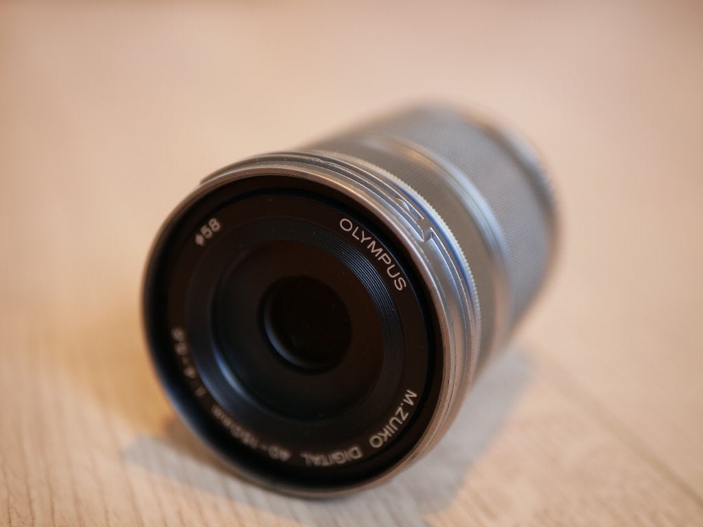 Olympus M.Zuiko Digital ED 40-150mm f/4-5.6 R, Audio, Tv en Foto, Foto | Lenzen en Objectieven, Ophalen of Verzenden, Gebruikt