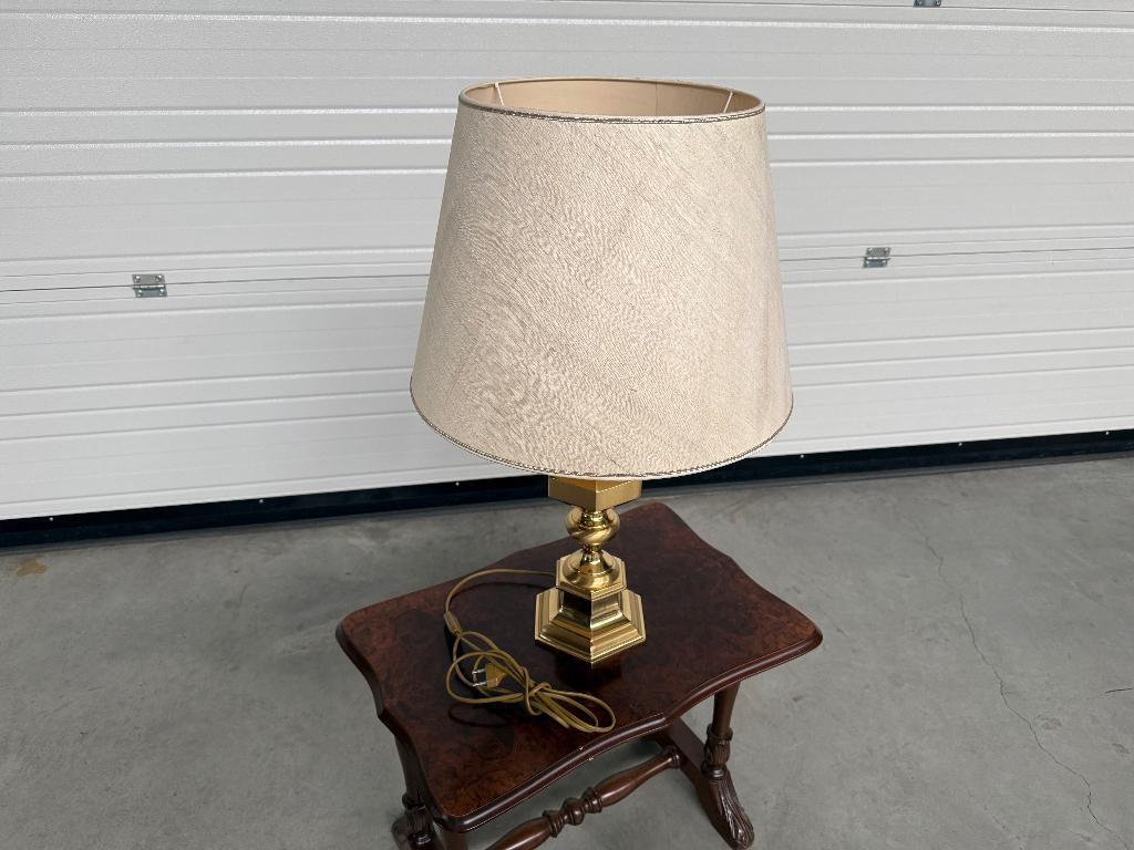 tafelschemerlamp met massief messing voet, Antiek en Kunst, Ophalen, Koper