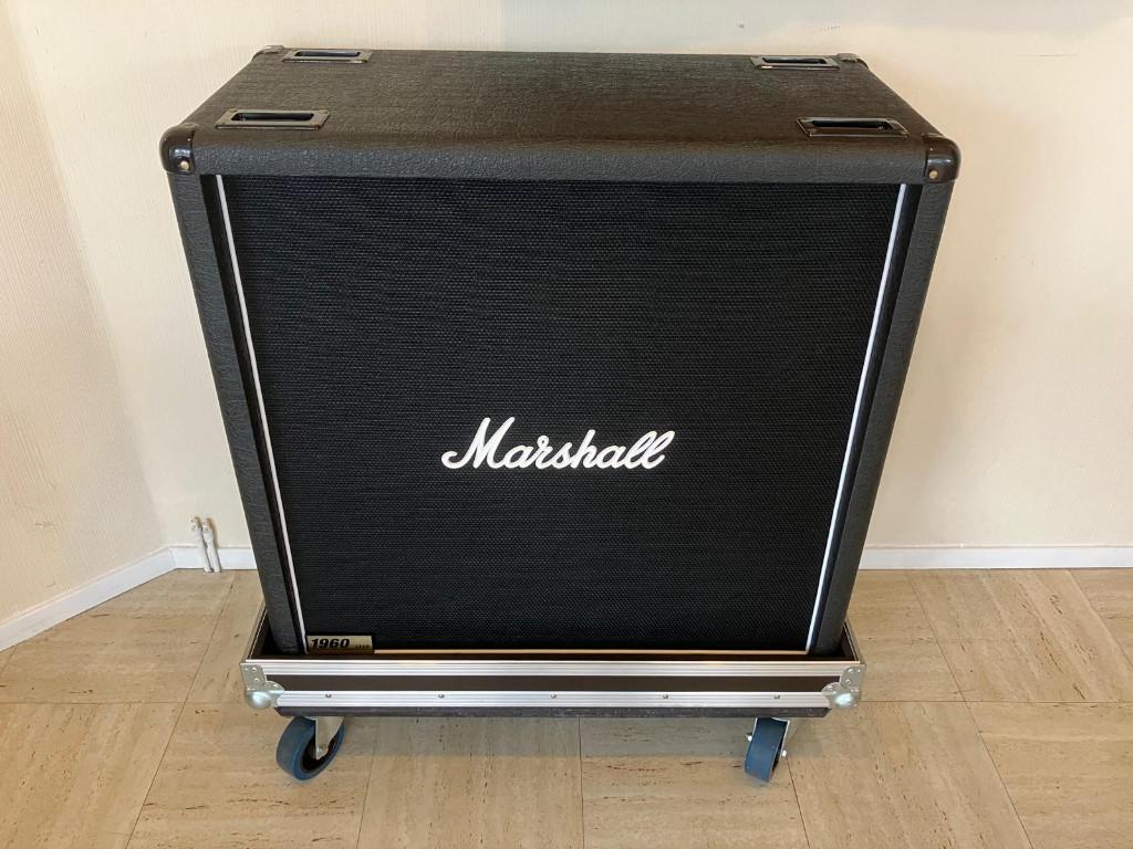 Marshall 1960b gitaar cab inclusief flightcase, Musique & Instruments, Enlèvement, Comme neuf