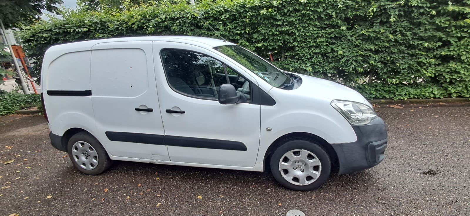 Peugeot partner lichte vracht 1.6 12/2015 euro 6b, Auto's, Stof, Euro 6, 1600 cc, Wit