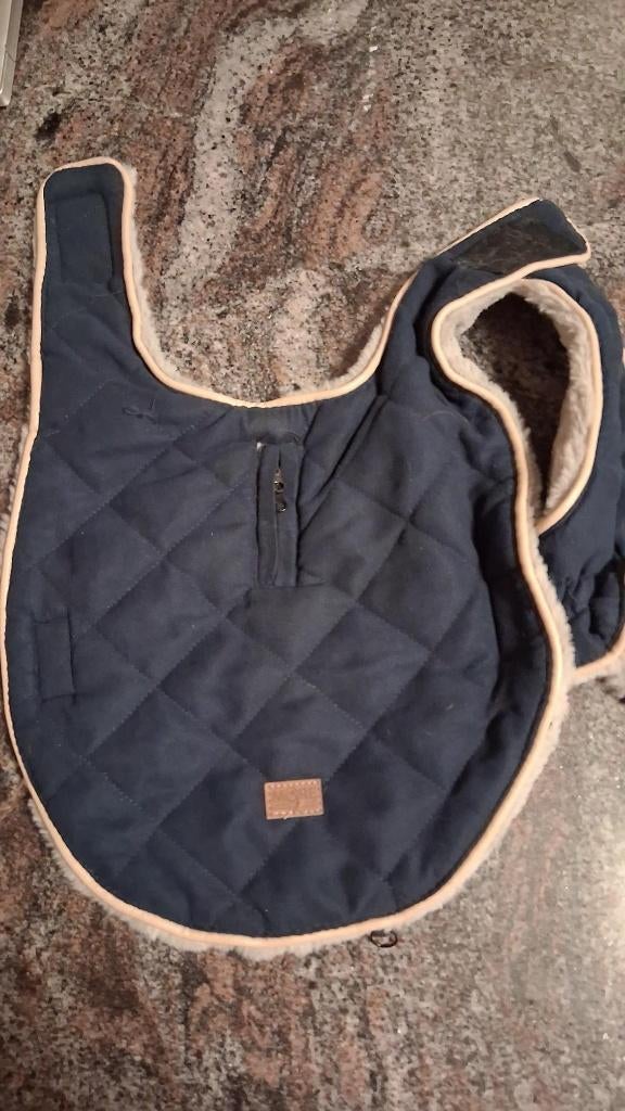 Kwalitatieve hondenjasjes 2 stuks ter beschikking, Animaux & Accessoires, Vêtements pour chiens, Enlèvement ou Envoi, Comme neuf