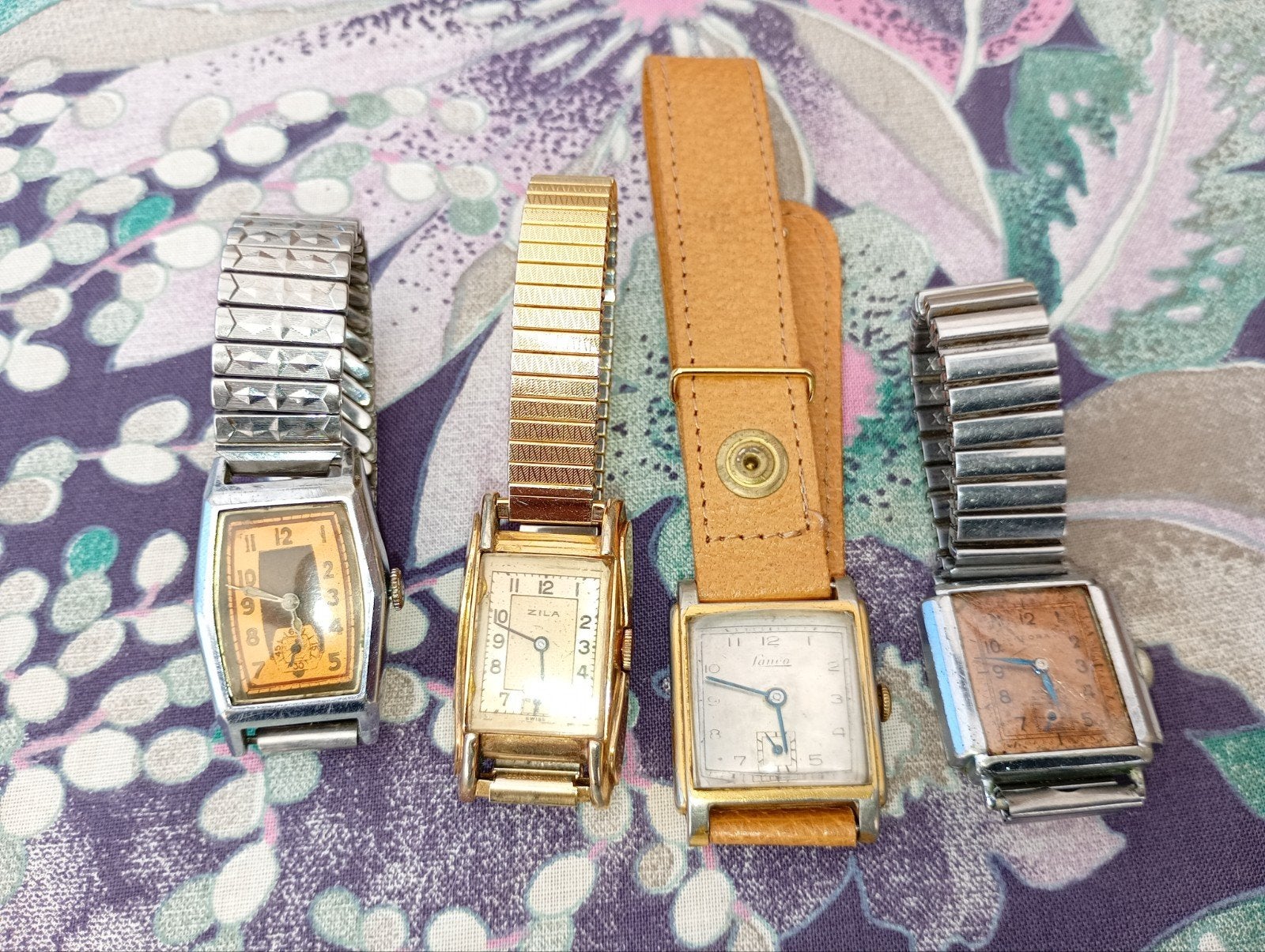 Montres « tank » vintage art déco, Montre-bracelet, 1930 à 1960, Acier, Enlèvement