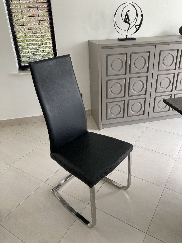 10 Eetkamerstoelen (zwart) met verchroomd onderstel, Huis en Inrichting, Stoelen, Ophalen, Zo goed als nieuw, Zwart, Vijf, Zes of meer stoelen