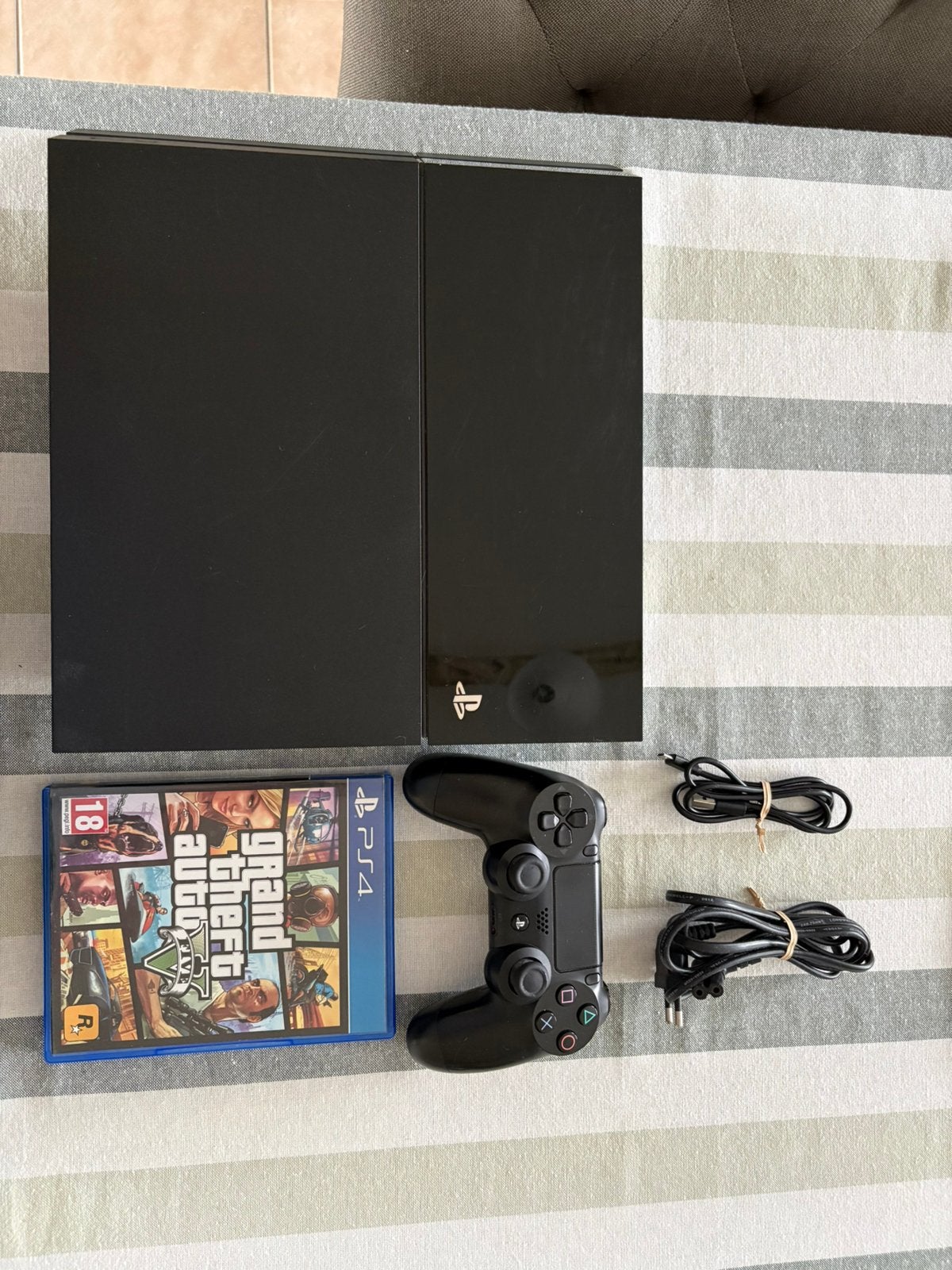 PS4, Games en Spelcomputers, Ophalen, Zo goed als nieuw