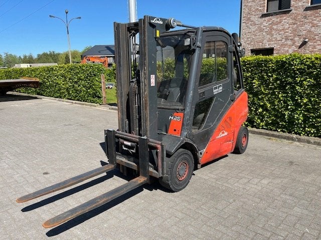 linde 2.5 diesel, 2000 à 3000 kg, Enlèvement, Diesel, LINDE