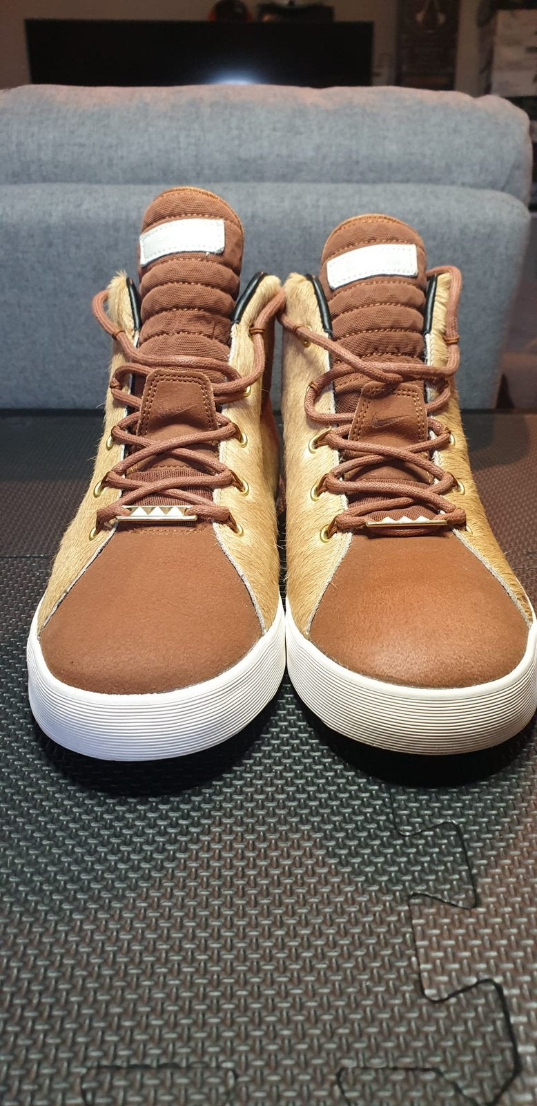 Nike LeBron 12 NSW Lifestyle "Lion's Mane", Kleding | Heren, Bruin, Ophalen of Verzenden, Sneakers, Gedragen