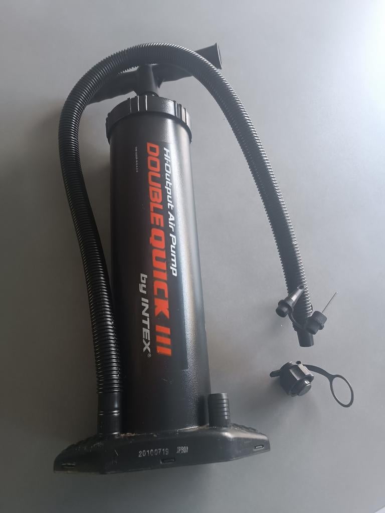 Intex dubbelwerkende inflator +/- 48 cm - Nieuw, Caravans en Kamperen, Ophalen, Nieuw, Handmatig
