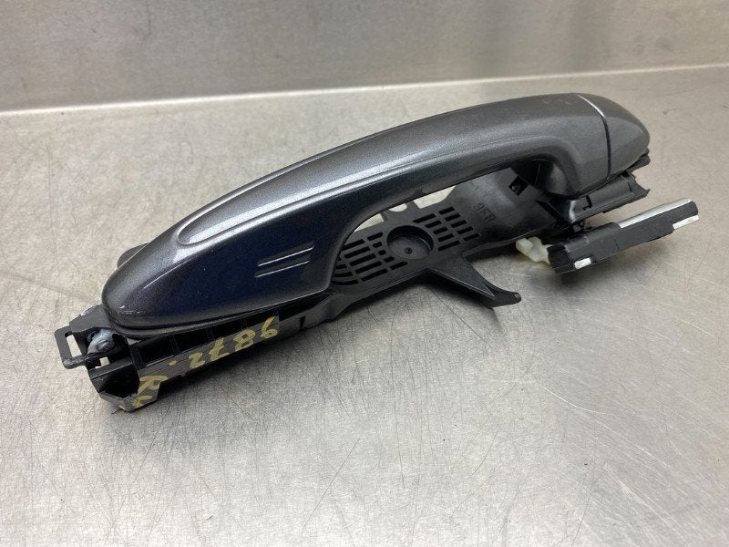 POIGNEE EXTERIEURE AVANT DROITE Toyota RAV4 (A4), Utilisé, Droite, Toyota