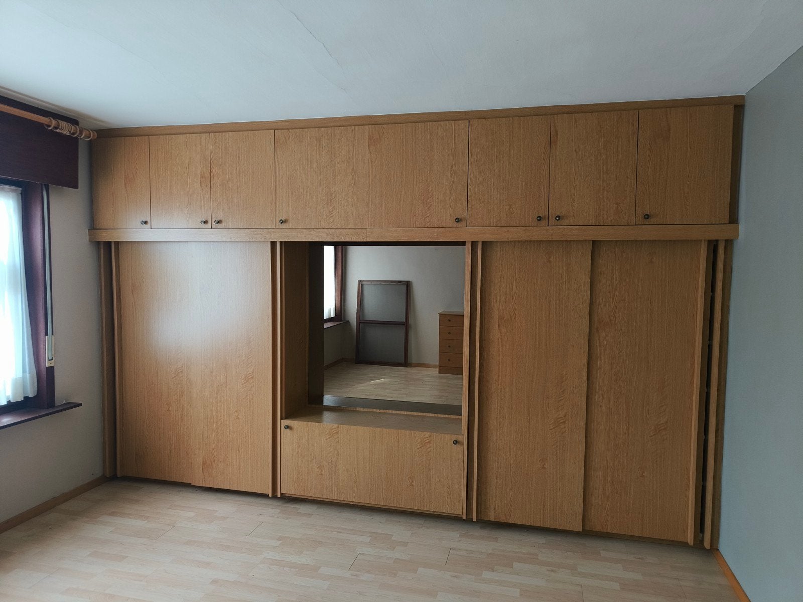 Kleding kast, Huis en Inrichting, Slaapkamer | Complete slaapkamers, Ophalen