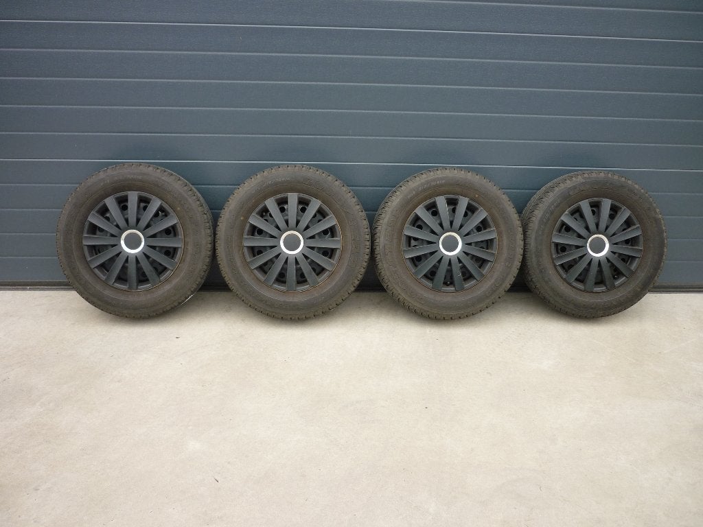 All Season banden Good Year 215/70 r16 met velgen, Ophalen, 16 inch, All Season, Band(en)