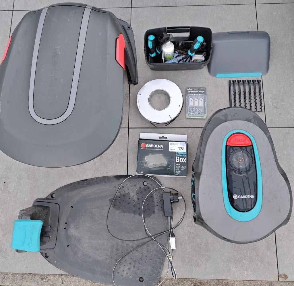 Gardena sileno minimo 400m² robotmaaier, Tuin en Terras, Robotmaaiers, Gebruikt, Minder dan 20 cm, Met regensensor, Bestuurbaar via app