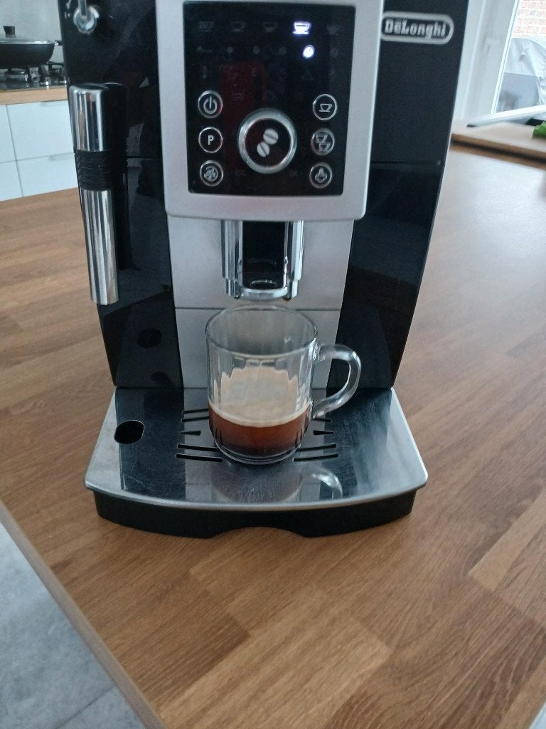 Machine a café Delonghi ( réparation ), Electroménager, Machine à espresso, Réservoir d'eau amovible, Reconditionné, Café moulu