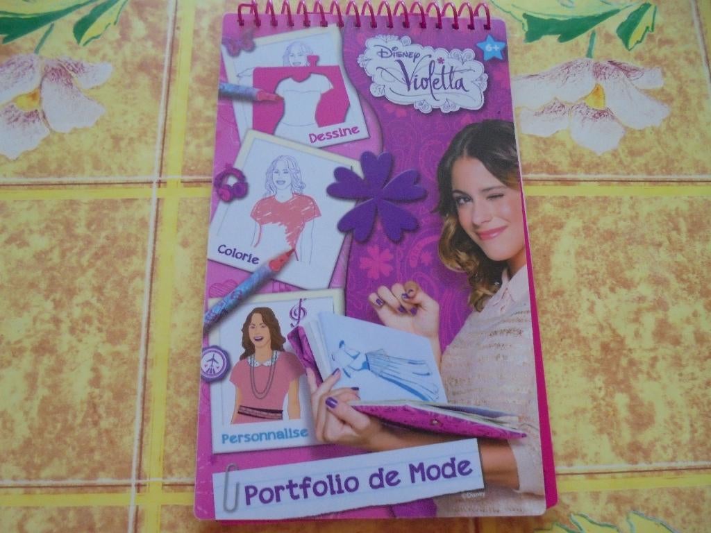 NIEUW Portfollo de Mode, Kinderen en Baby's, Speelgoed | Educatief en Creatief, Ophalen of Verzenden, Nieuw, Knutselen