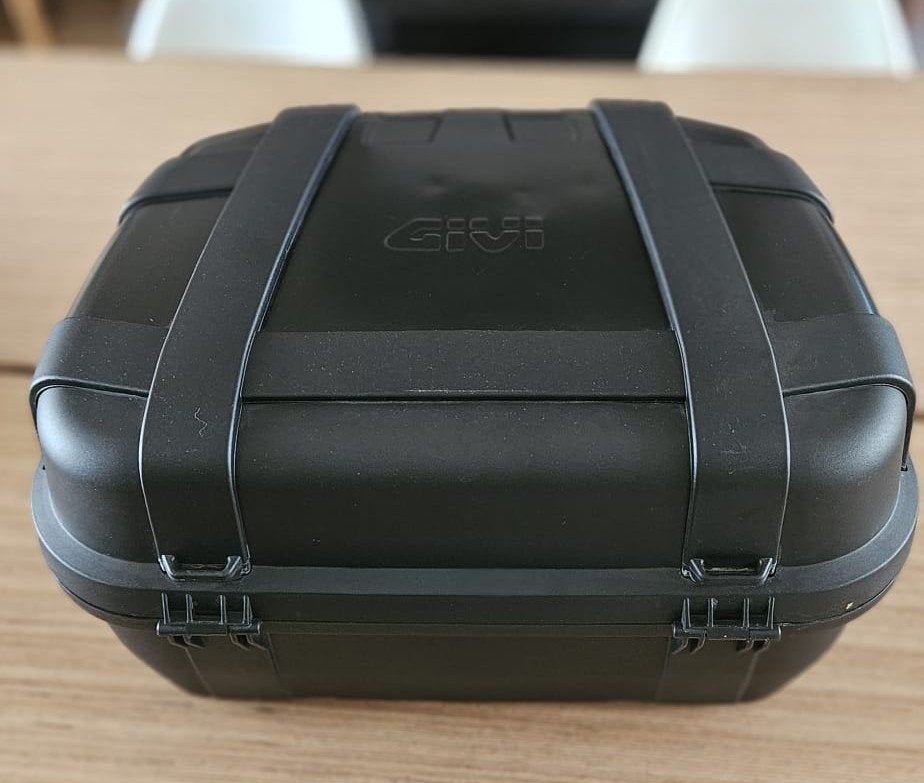 Top Case Givi Trekker 52 litres noir, Motoren, Accessoires | Koffers en Tassen, Ophalen, Zo goed als nieuw