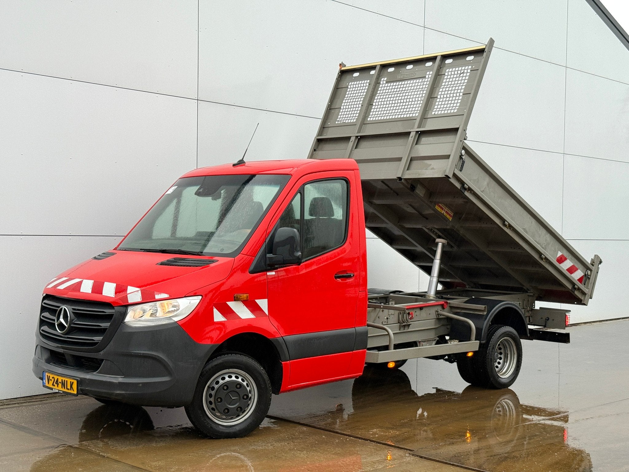 Kipper Dubbellucht 3.5t Trekhaak Climate Control Cruise Cont, 2680 kg, Achterwielaandrijving, Euro 6, 4 cilinders