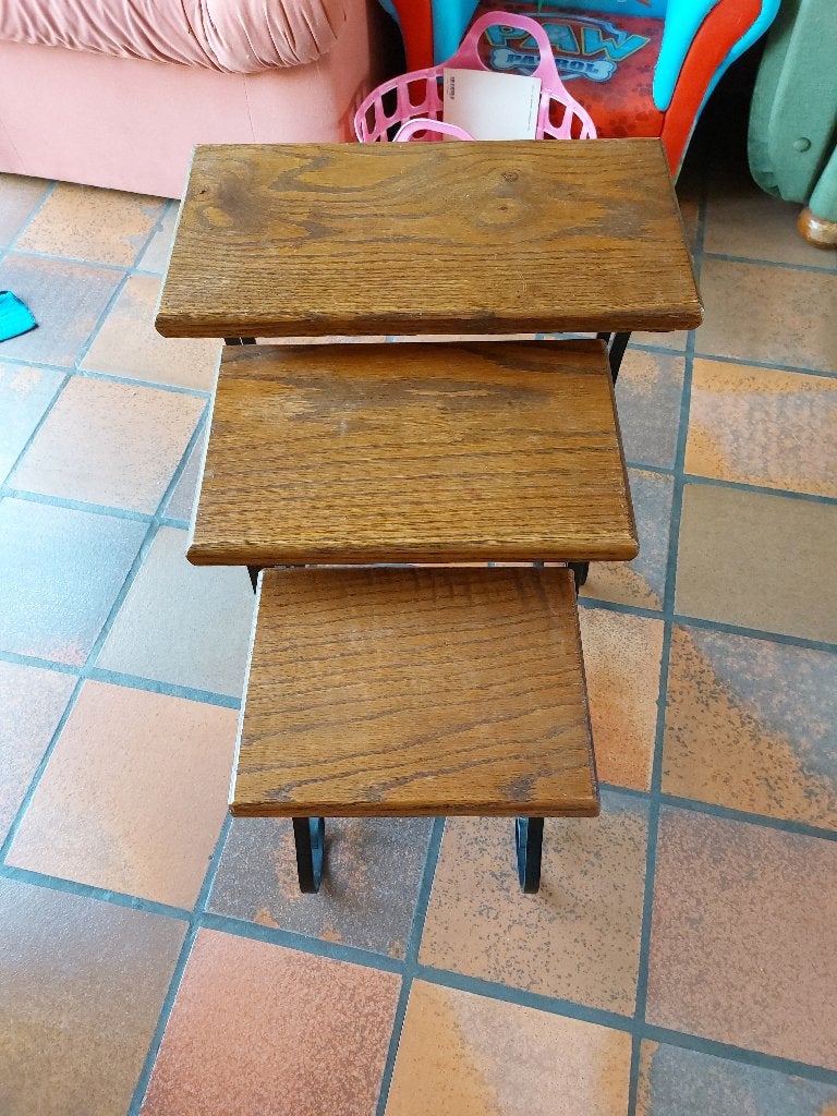 Tables gigognes en chêne et pied forgé, Maison & Meubles, Comme neuf, Enlèvement, Chêne, Moins de 50 cm