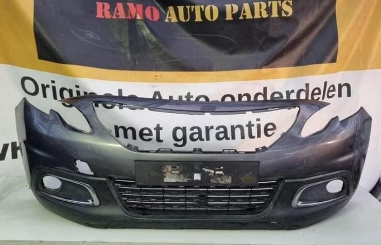 BUMPER Peugeot 2008 facelift 2016-2021 voorbumper, -, Utilisé, -, Avant