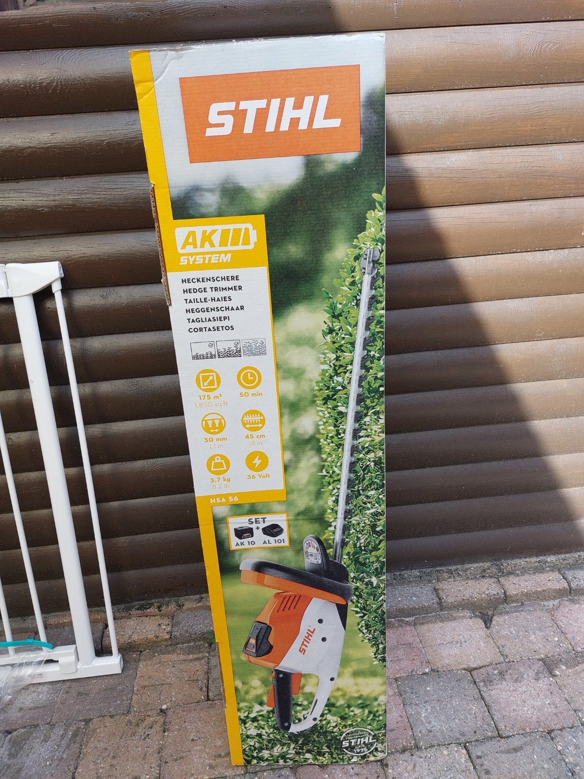 Stihl heggeschaar HSA56 met batterij en lader, Ophalen, Zo goed als nieuw, Accu, Stihl HSA 56