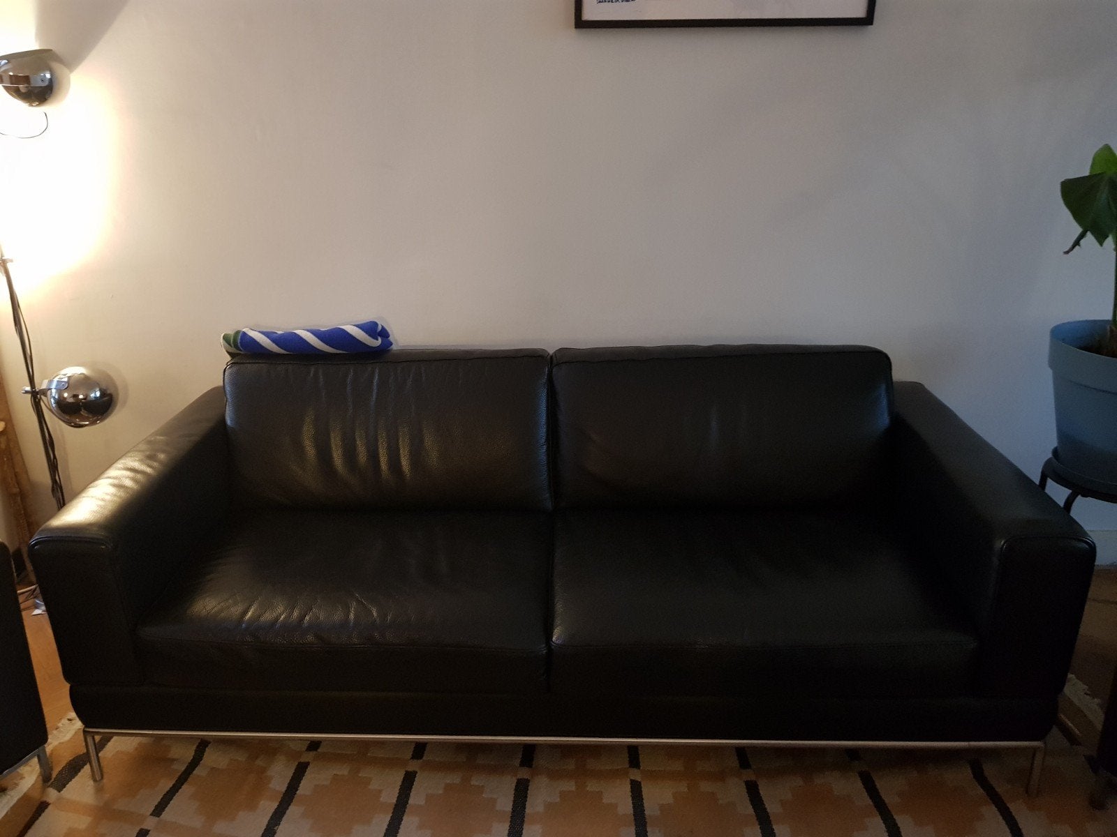 Driezit zetel zwart leder, Ophalen, Zo goed als nieuw, Leer