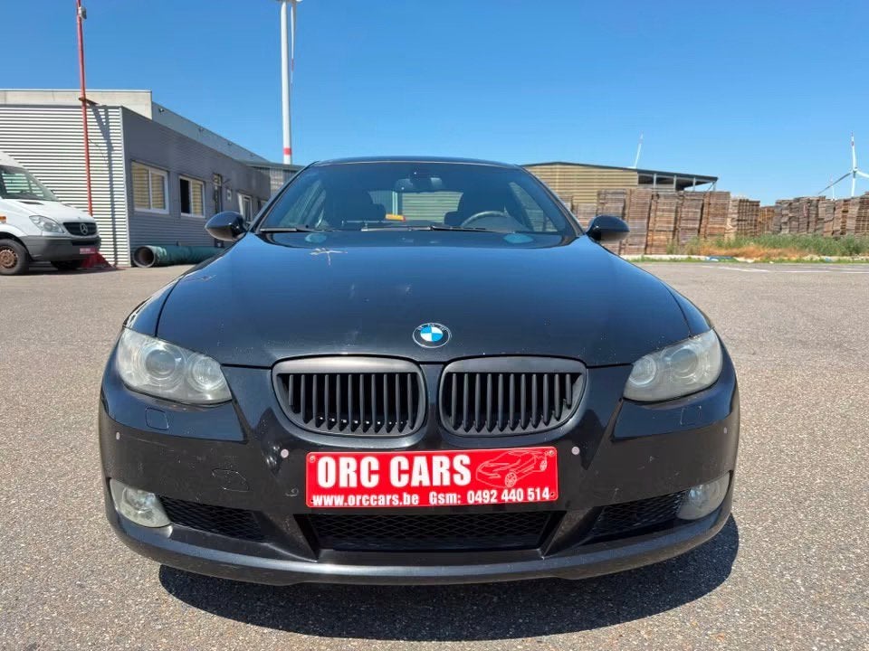 BMW 325i Coupé AUTOMAAT LPG GARANTIE, Auto's, Automaat, 218 kW, Zwart, Leder