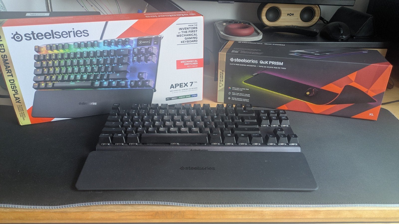 Steelseries Apex 7 TKL en QcK PRISM XL, Computers en Software, Toetsenborden, Gebruikt, Gaming toetsenbord, Ophalen of Verzenden