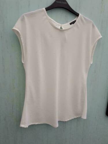 Prachtige nieuwe witte blouse merk Caroline Biss t 38, Ophalen
