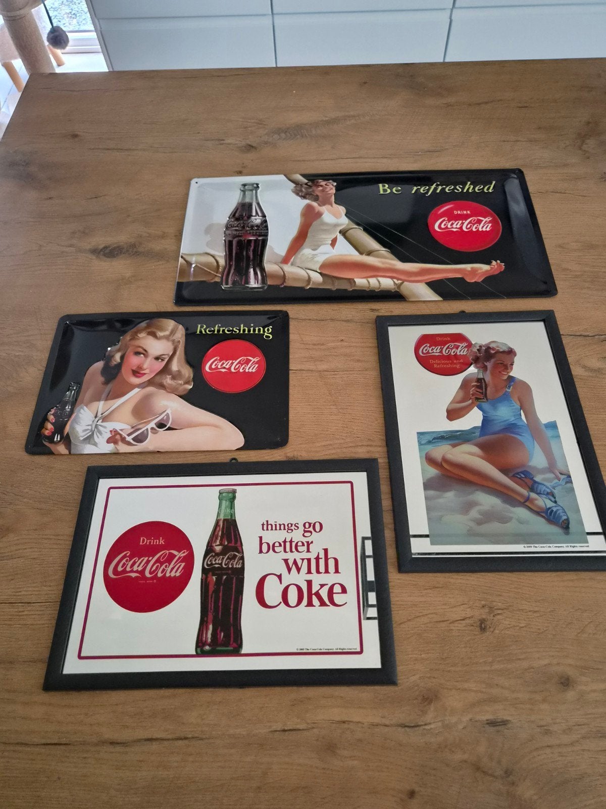 Coca Cola reclameborden (spiegels), Ophalen
