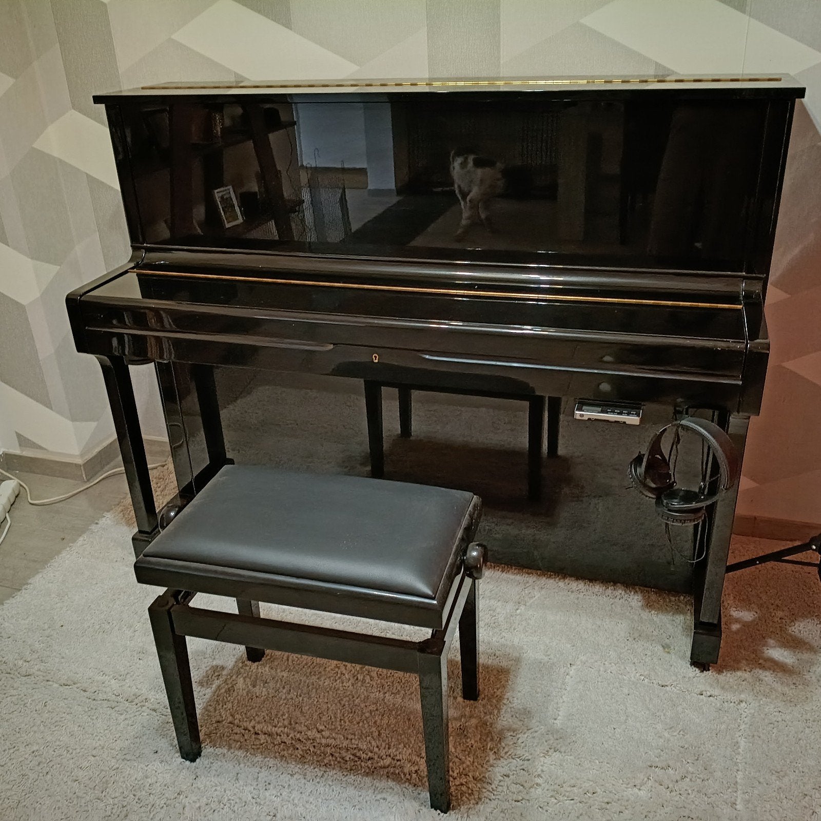 Yamaha SU-118C piano met silent systeem – zeer goede staat, Musique & Instruments, Pianos, Enlèvement, Noir, Piano, Brillant
