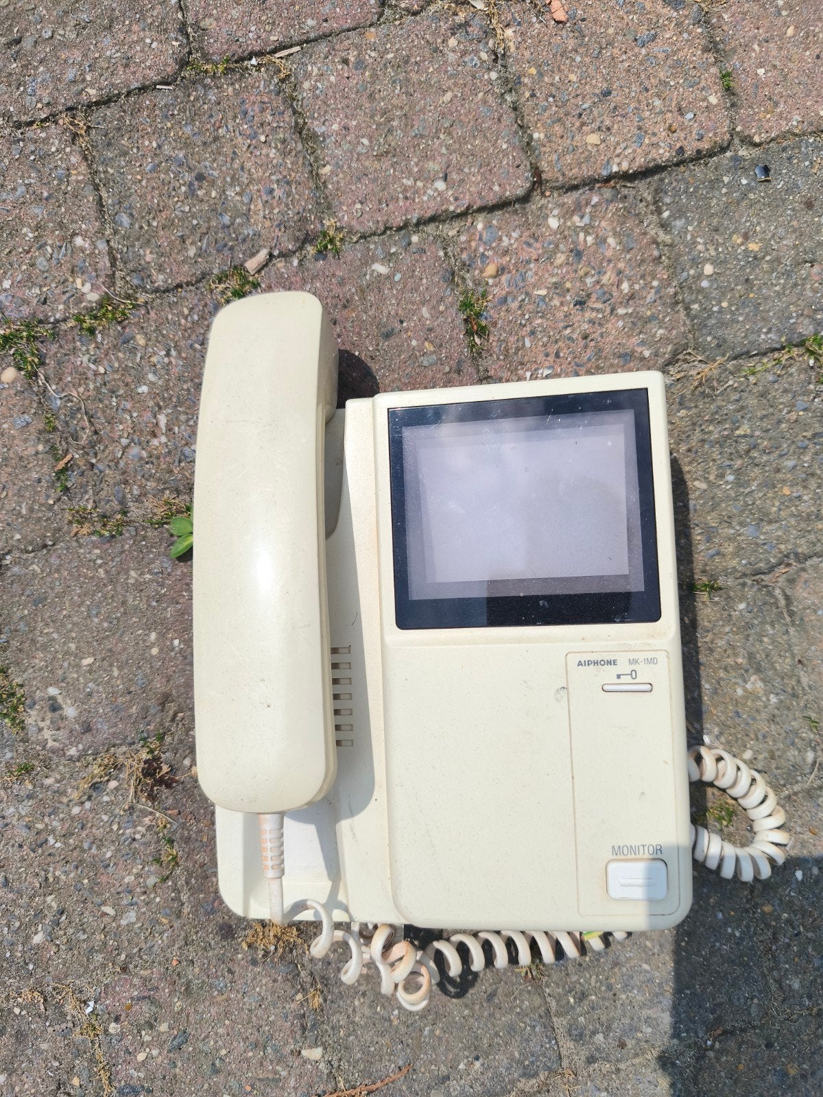 Aiphone telefoon binnen voor deurbel, Ophalen