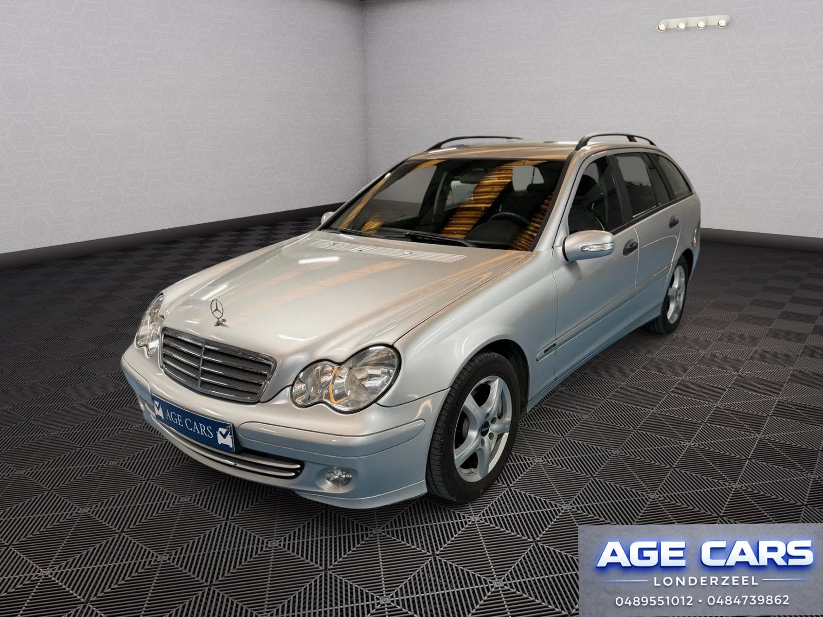Mercedes c200 Kompressor automatique, Autos, Mercedes-Benz, Entreprise, Achat, Classe C, ABS, Phares directionnels, Régulateur de distance