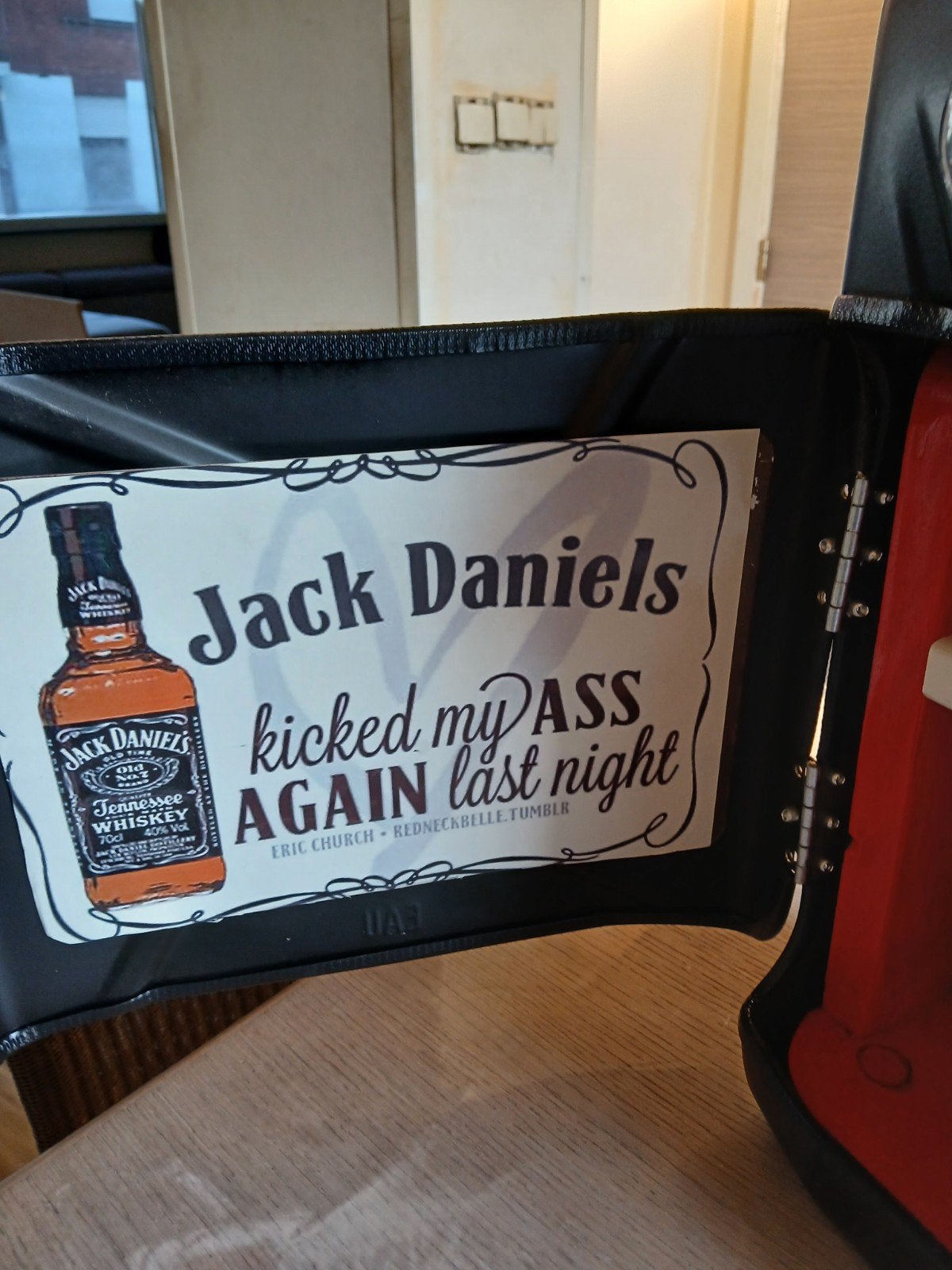 jerrycan jack Daniels met fles glas en cola, Ophalen