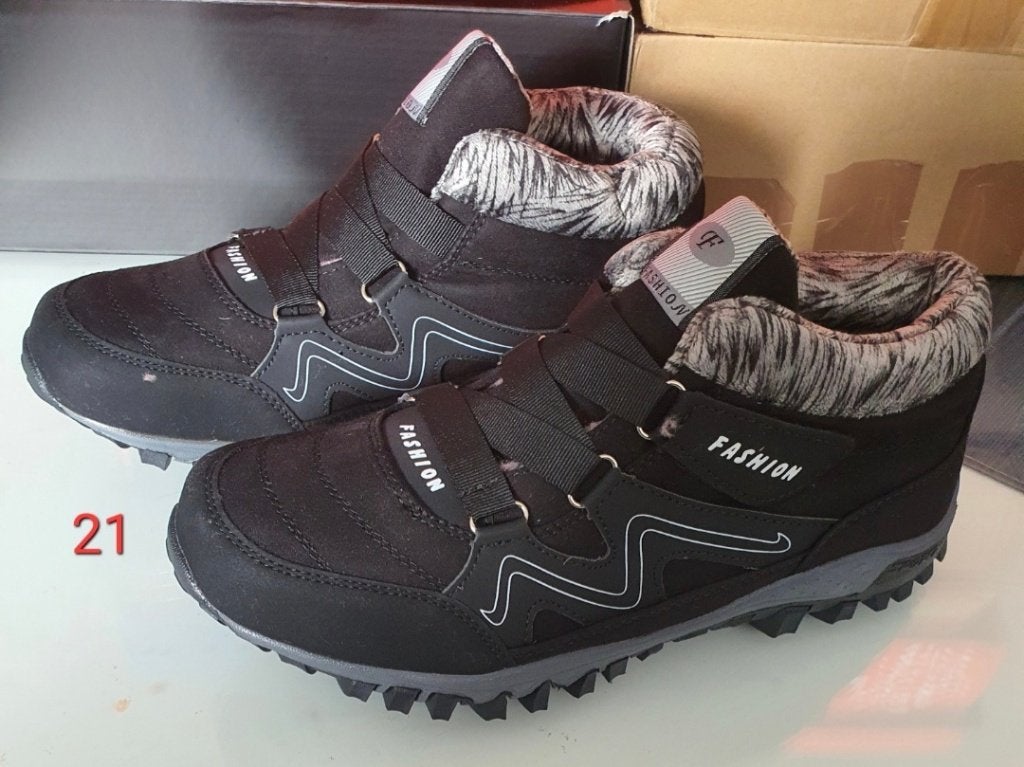 Warme Gevoerde unisex Winterschoenen / Snowboots – Maat: 44, Zwart, Overige typen, Nieuw, Ophalen of Verzenden