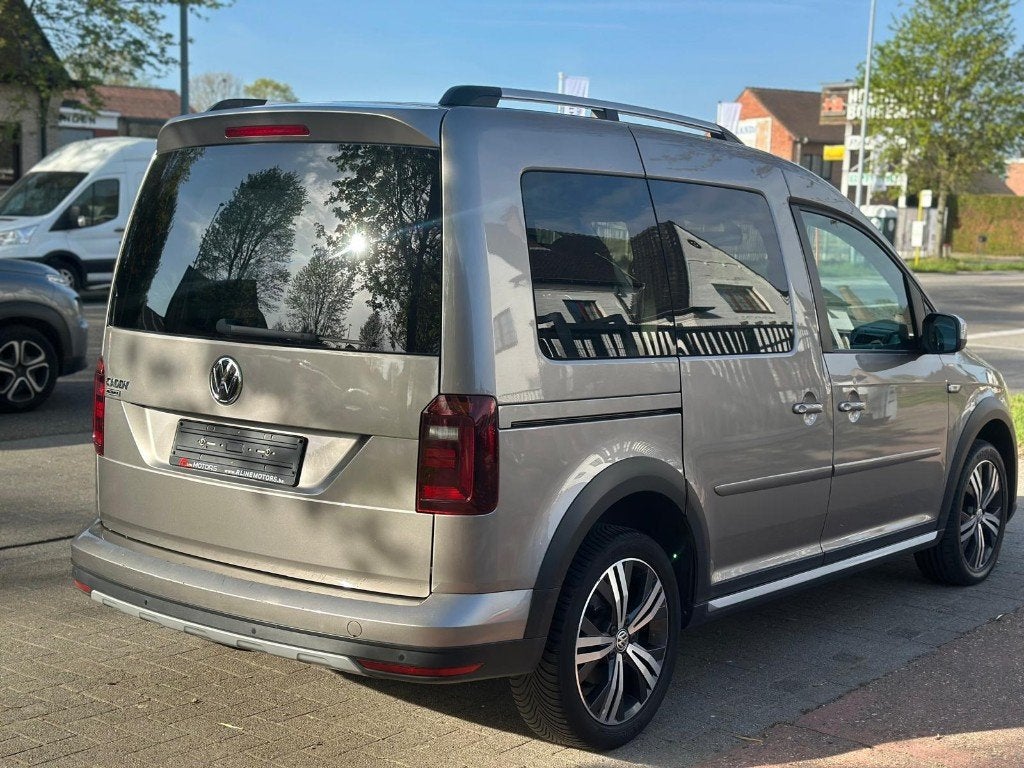 VW Caddy Alltrack 2.0 TDi - BTW -2020 -Airco-Apple Carplay, Autos, Volkswagen, Boîte manuelle, Feux de virage, Tissu, MPV ou Monospace