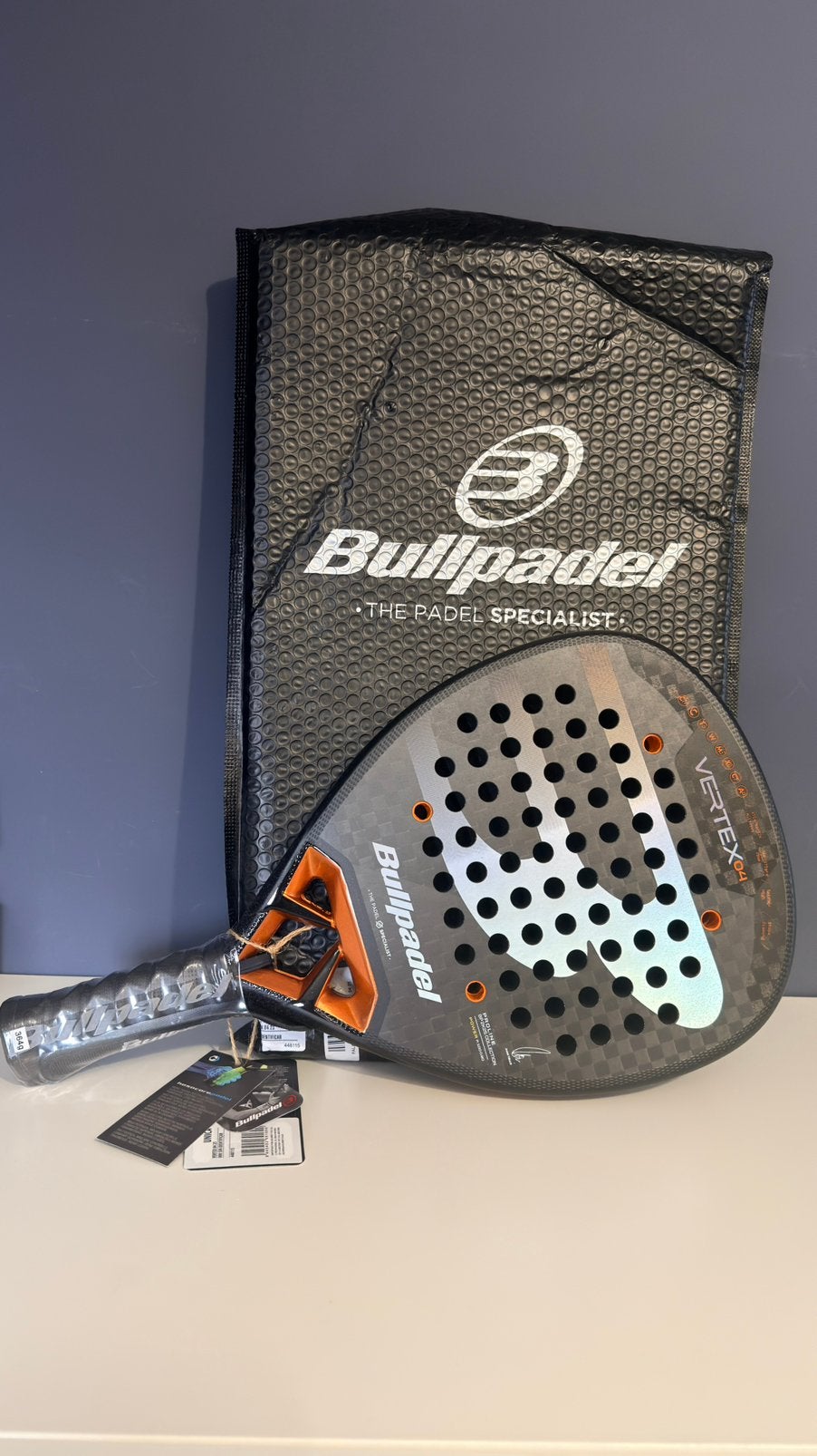 Raquette Bullpadel Vertex 04 2025 (neuve), Sport en Fitness, Ophalen, Zo goed als nieuw, Padelracket