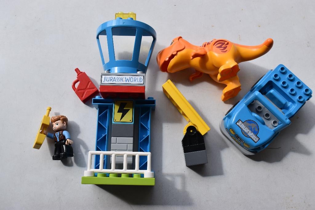 Duplo set 10880  T. rex toren, Jurassic World, Ensemble complet, Enlèvement, Duplo