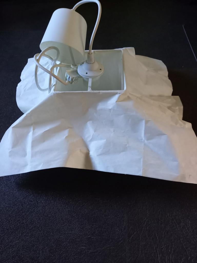 Leuke plafondlamp in ´papier´, Huis en Inrichting, Ophalen
