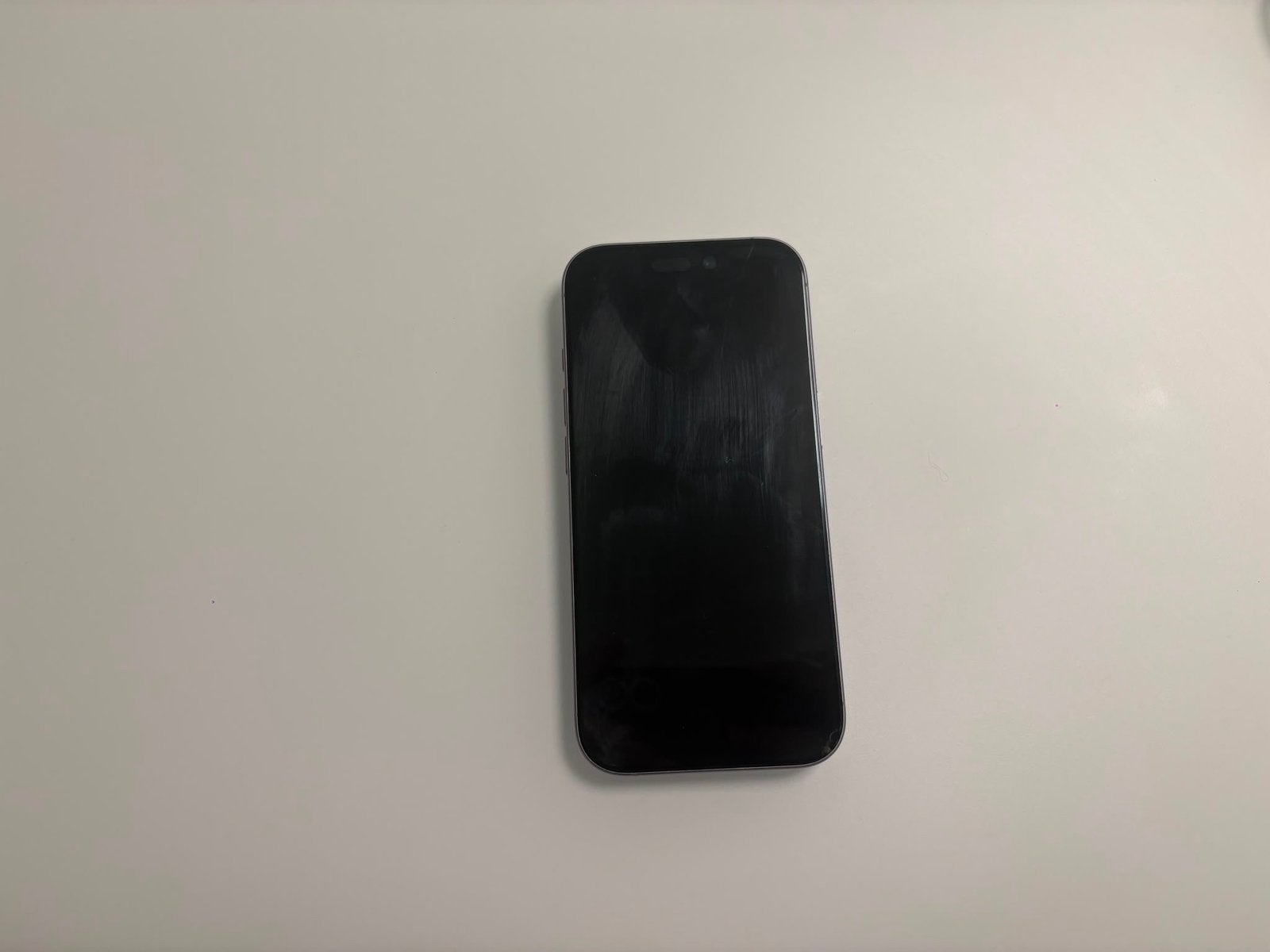 Iphone 17 6 maand oud, Ophalen, Zo goed als nieuw